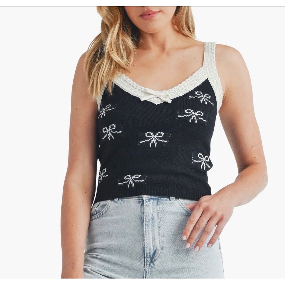 All in Favor Bow Knit Tank Top Black Cream LT21327-001‎ Size M NWT
